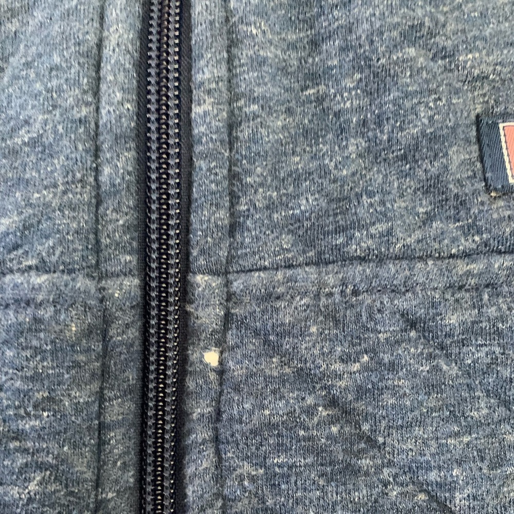 Vineyard vines quarter zip - Picture 2 of 2